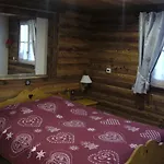 Apartman La Tuiliere***** *